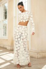 Summer New Womens Lace Pullover Long-Sleeve Set - Image 3